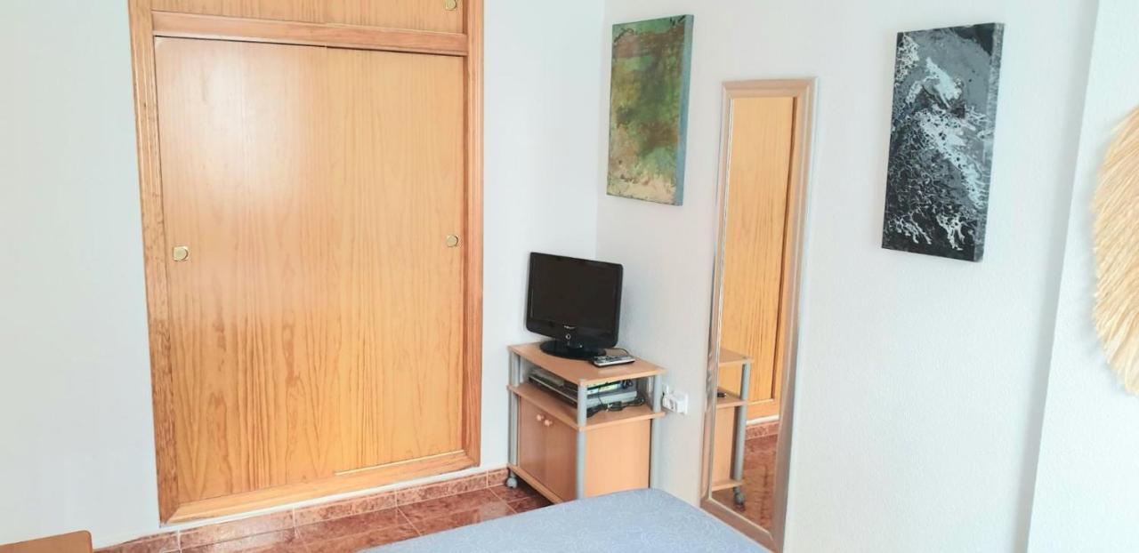 Apartamento Los Gases Torrevieja Exterior photo